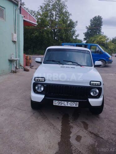 LADA (VAZ) Niva-21