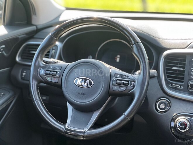 Kia Sorento-10