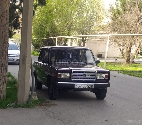 LADA (VAZ) 2107-2