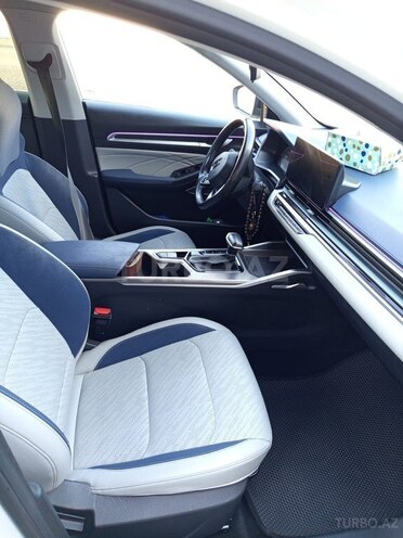 Geely Emgrand-4