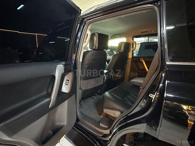 Toyota Land Cruiser Prado-15
