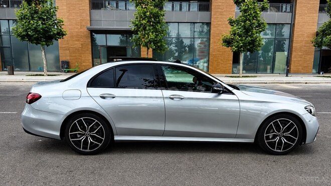 Mercedes E 350-7