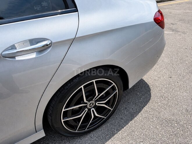 Mercedes E 350-16