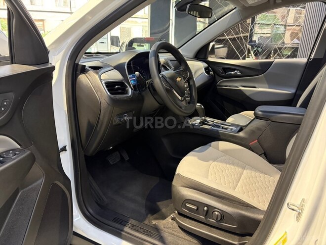 Chevrolet Equinox-4