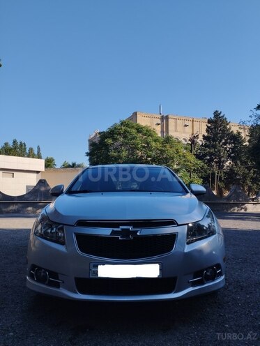 Chevrolet Cruze-1