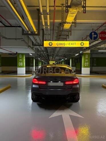 BMW 530-5