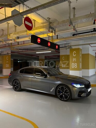 BMW 530-4