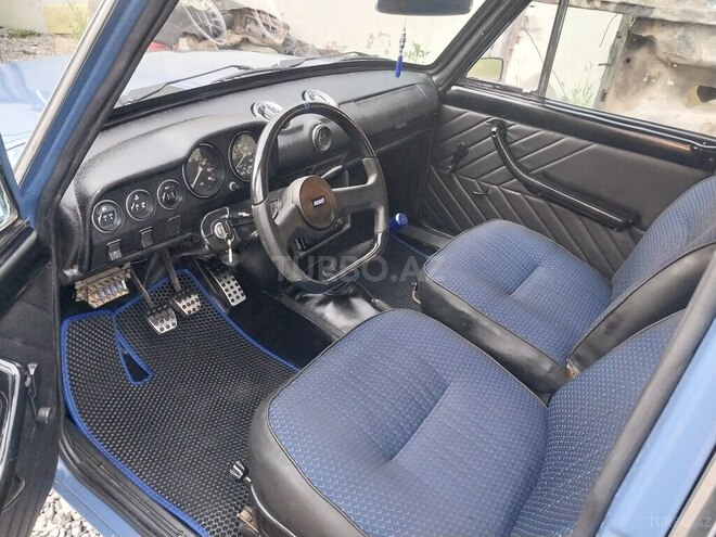 LADA (VAZ) 2106-17