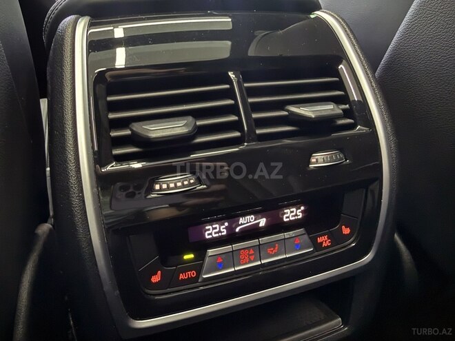 BMW X7-18