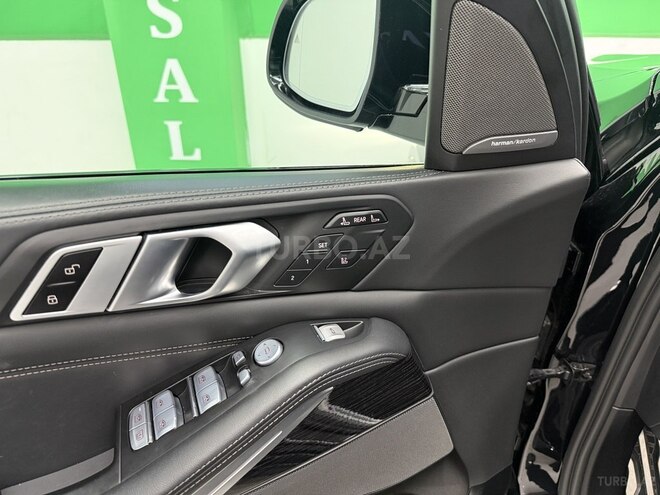 BMW X7-14
