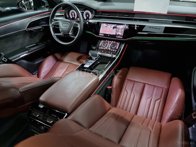 Audi A8-13