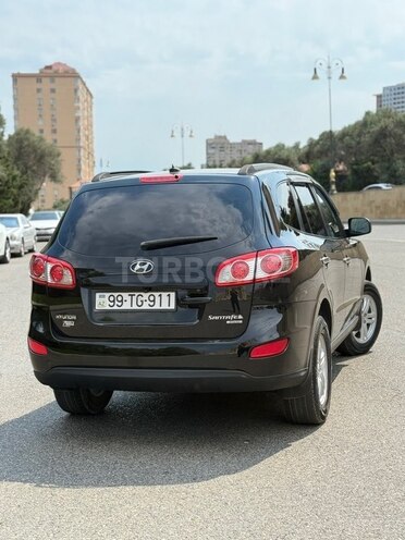 Hyundai Santa Fe-6