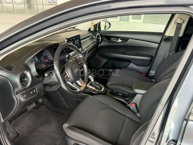 Kia Forte-16