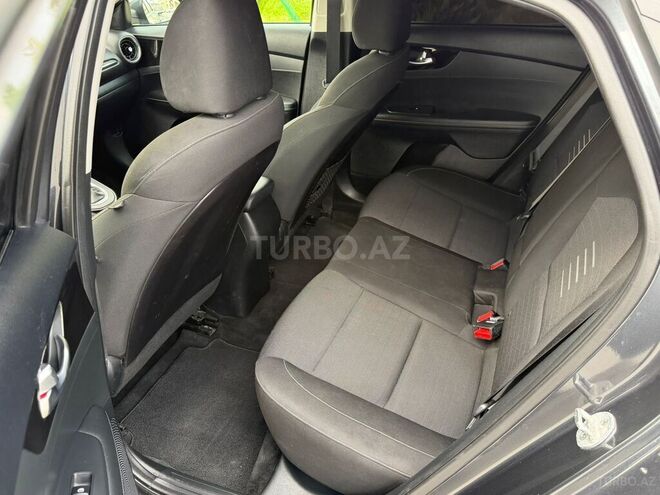Kia Forte-12