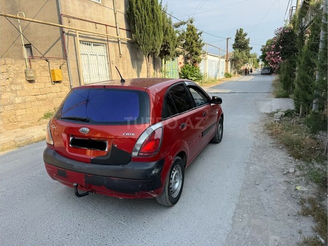 Kia Rio-5