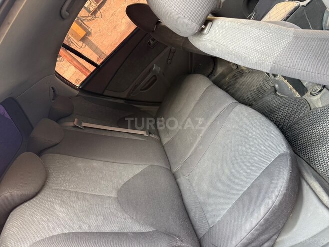 Kia Rio-7