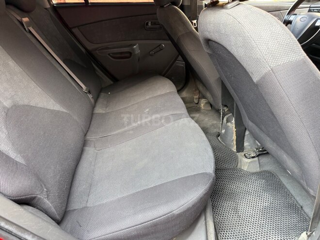 Kia Rio-8