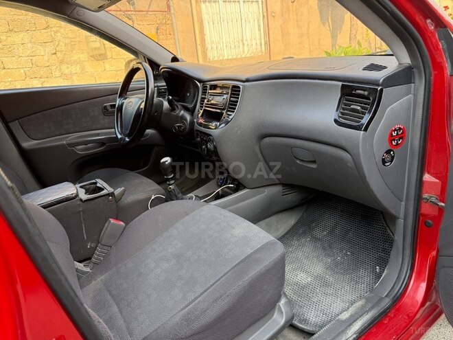 Kia Rio-6