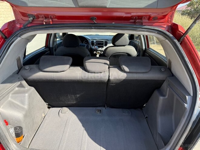 Kia Rio-13