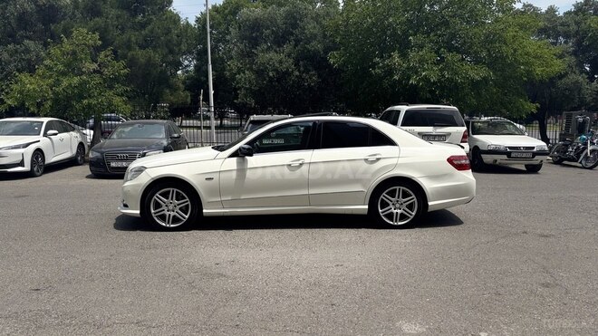 Mercedes E 250-6
