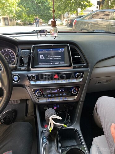 Hyundai Sonata-9