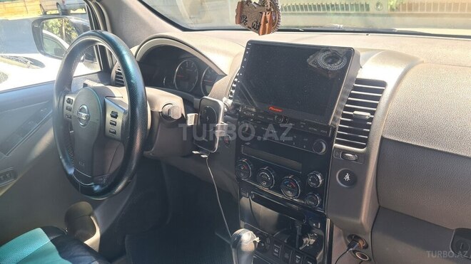 Nissan Pathfinder-4