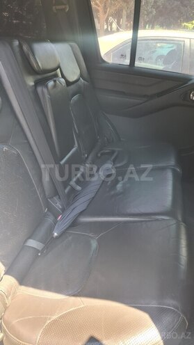 Nissan Pathfinder-6