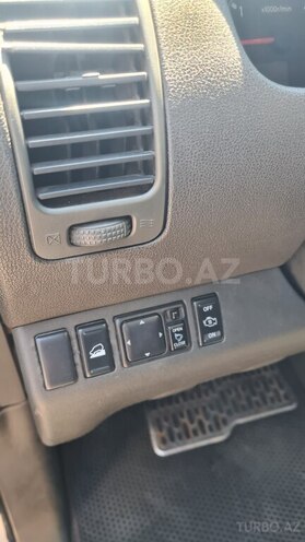 Nissan Pathfinder-8
