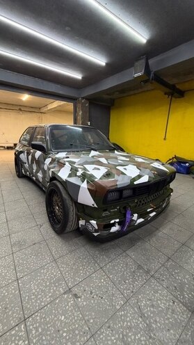 BMW 330-3