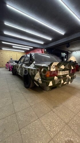 BMW 330-4