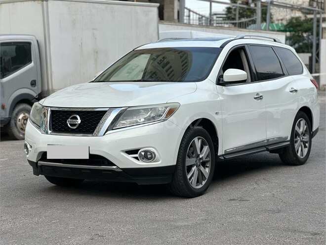Nissan Pathfinder-4