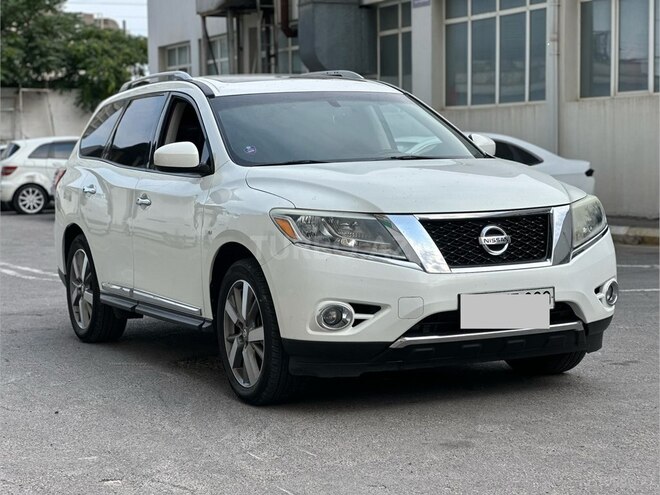 Nissan Pathfinder-5