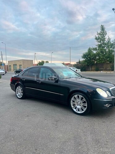 Mercedes E 220-3