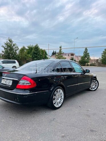 Mercedes E 220-13