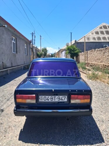 LADA (VAZ) 2107-2