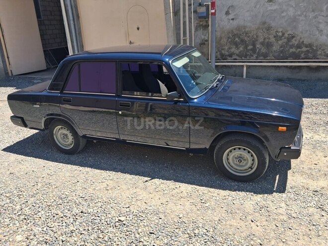 LADA (VAZ) 2107-5