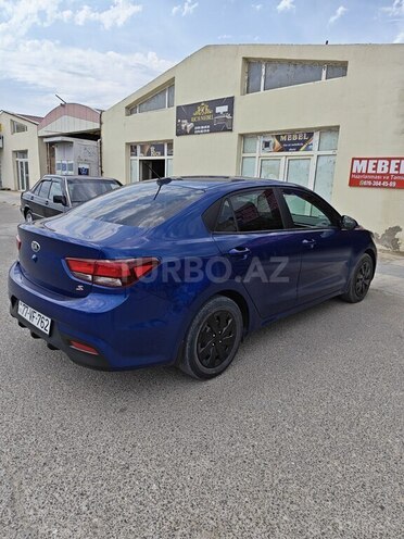 Kia Rio-3