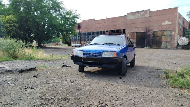 LADA (VAZ) 21099-4