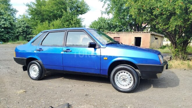 LADA (VAZ) 21099-9