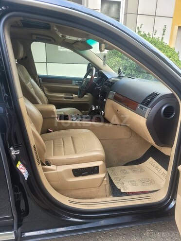 Volkswagen Touareg-11