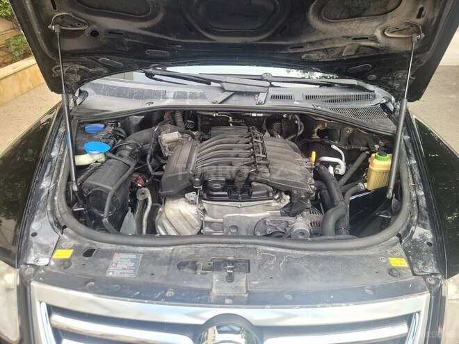 Volkswagen Touareg-6