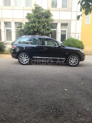 Volkswagen Touareg-12