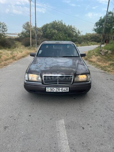 Mercedes C 200-1