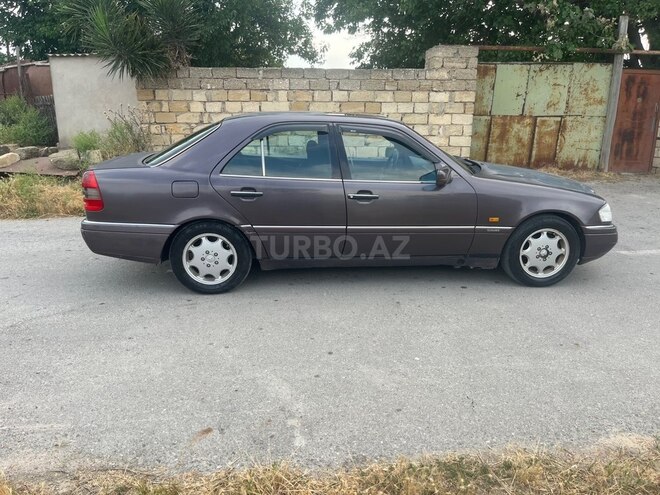 Mercedes C 200-3