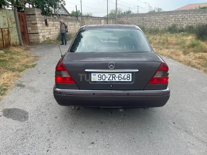 Mercedes C 200-10