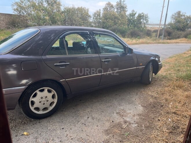 Mercedes C 200-15