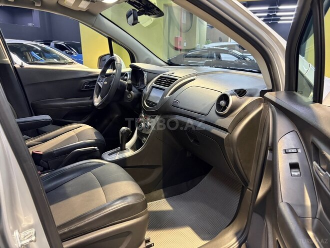 Chevrolet Trax-14