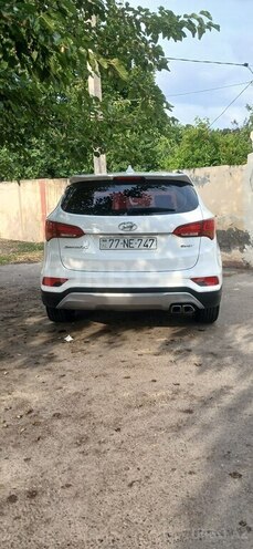 Hyundai Santa Fe-4