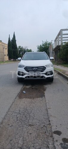 Hyundai Santa Fe-1