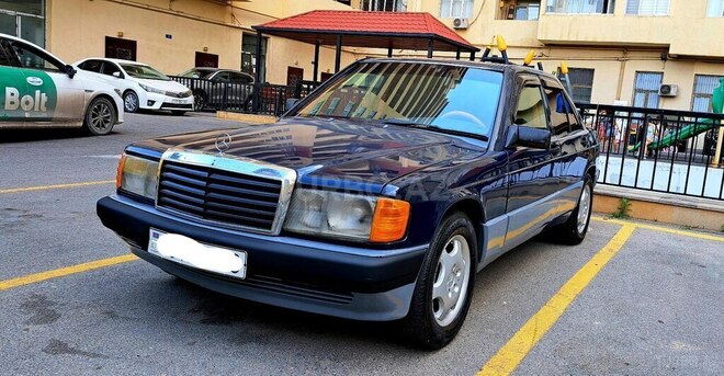 Mercedes 190-7
